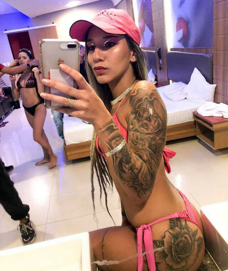 Duda Ferreira nudes only fans