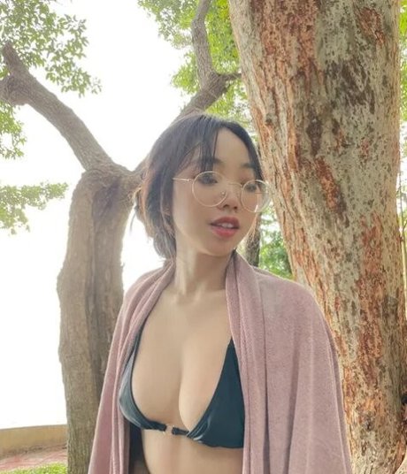 Goldenbee nude onlyfans leaked