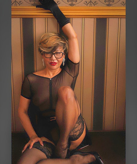 Iulywoo only fans free