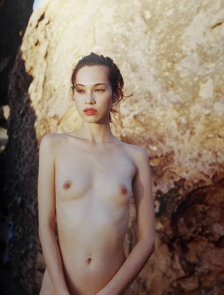 Kiko Mizuhara onlyfans nude leak