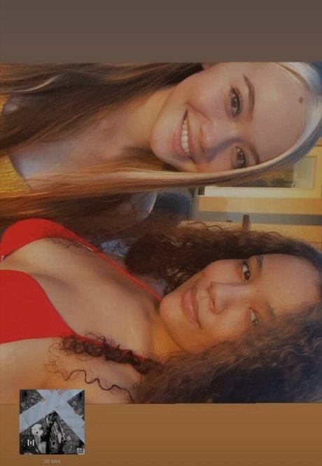 ASMR Lia leaked onlyfans