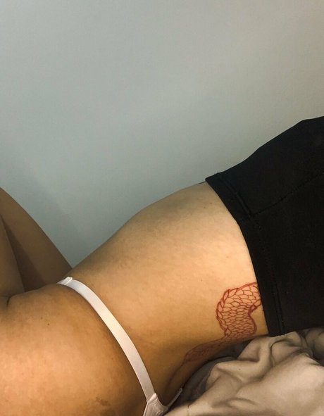 gay male onlyfans pretty visuals