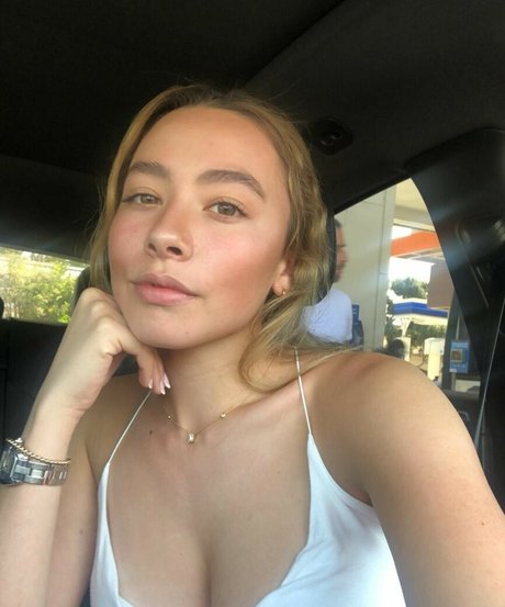 Jessica De La Cruz leaks onlyfans