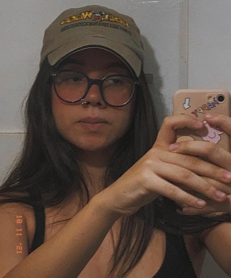 Doca ASMR onlyfans images