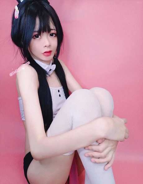 DollyMew naked onlyfans