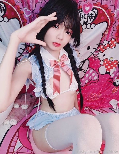 DollyMew onlyfans gratis