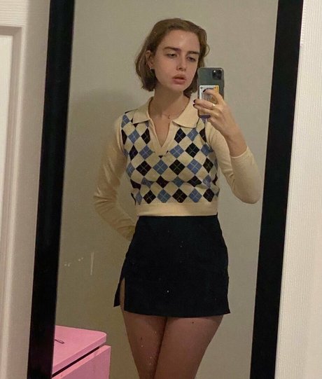 BlondeLindsayLohan onlyfans photos