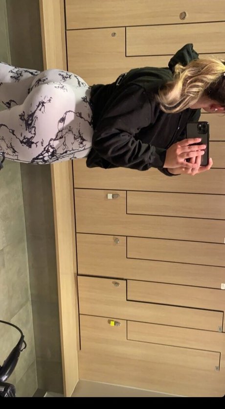 Amelia Tidd boobs onlyfans