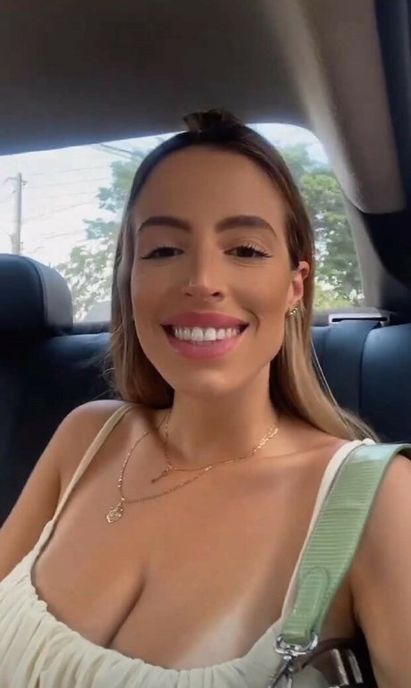 Reepattoli onlyfans model photo