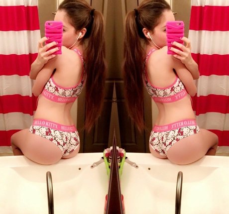 Daisy The Unicorn onlyfans naked leaks