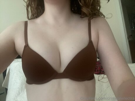 crimsonelectra onlyfans exposed