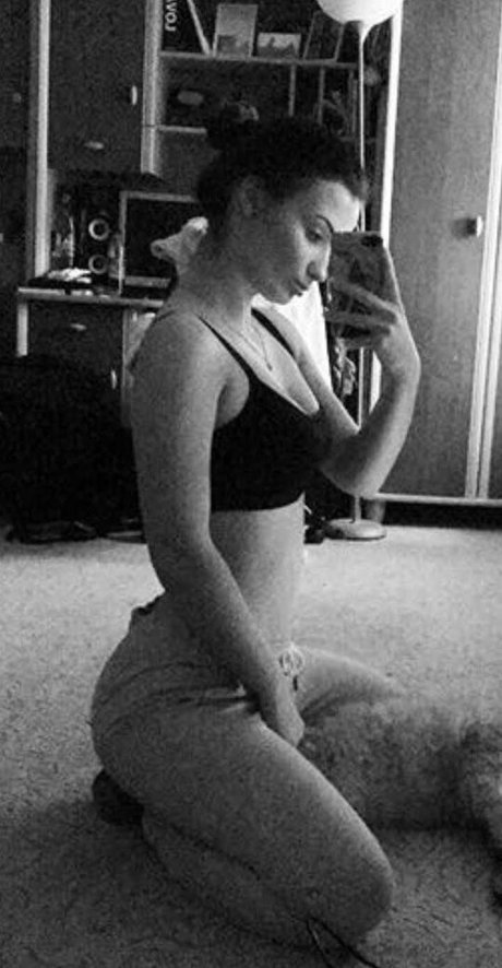 Kalicz Laura onlyfans keak