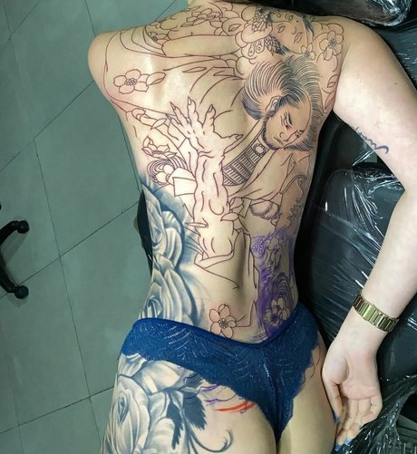 Amanda Yamashita sexy onlyfans