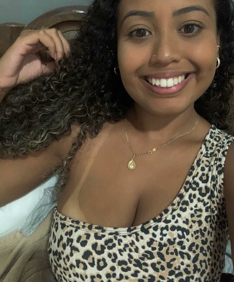 salles tamires naked onlyfans pics