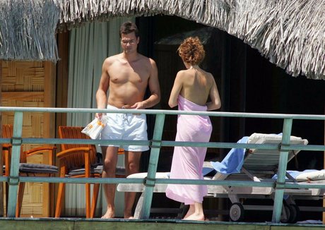 Natasha Kaplinsky free onlyfans