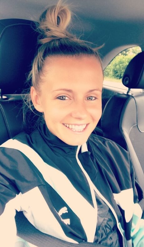 Julia Simic free onlyfans