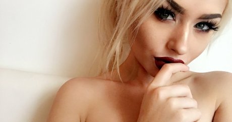 Romanie Smith onlyfans leaks nude