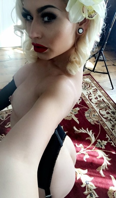 Romanie Smith porn only fans