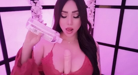 Annie Luminoso naked onlyfans pics