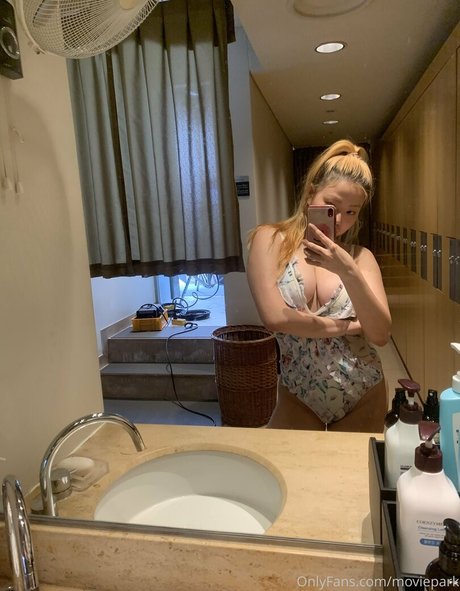 mmmovie_ onlyfans photos