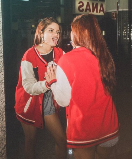 Jessie Cardim naked onlyfans leak