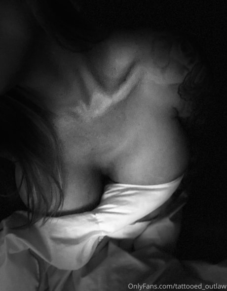 discord free onlyfans sexy self-portrait