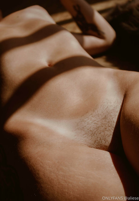 Aliesealieseoff onlyfans leaked