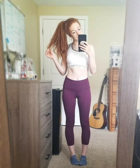 fabledfoxy onlyfans sex leaks