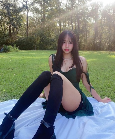 Charla Mouse leaked naked onlyfans