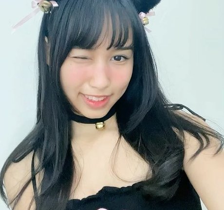 Charla Mouse onlyfans posts