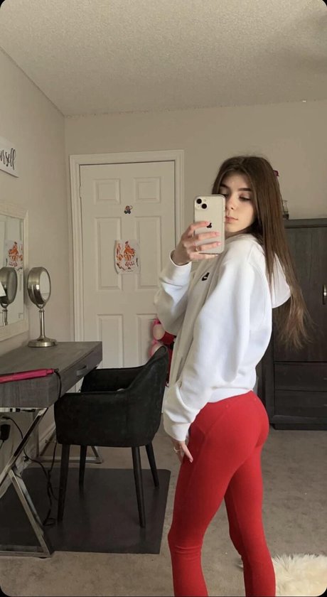 Katie Isnor onlyfans leak