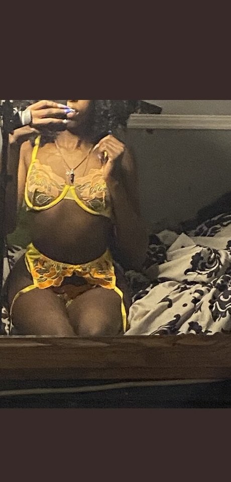 freakazoidinatl onlyfans nude