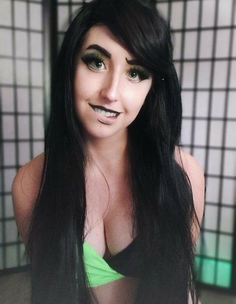 Moon IRL onlyfans nudes leak