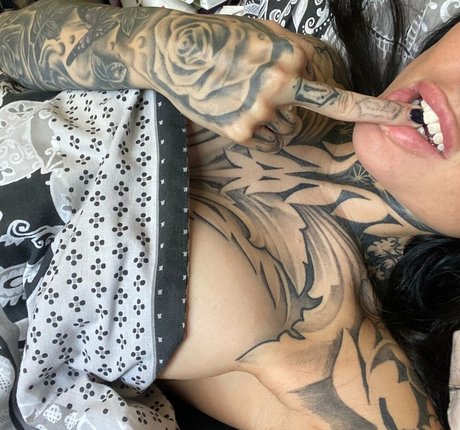 ravenwynter onlyfans gratis