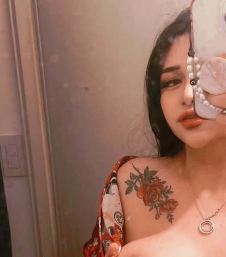 Kim Solis naked onlyfans pics