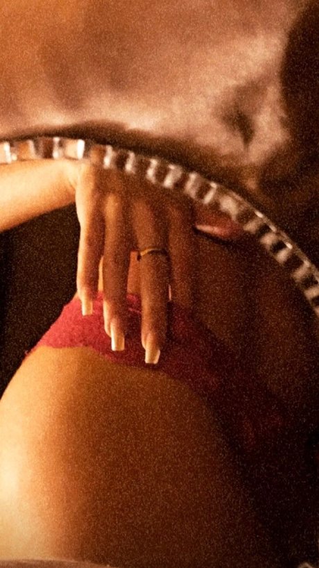 Flor Laneve onlyfans leaked nudes