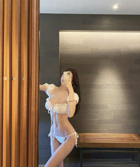 BJ Saera onlyfans leaked naked