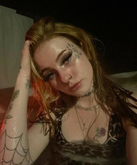 Daphne Blake sexy onlyfans