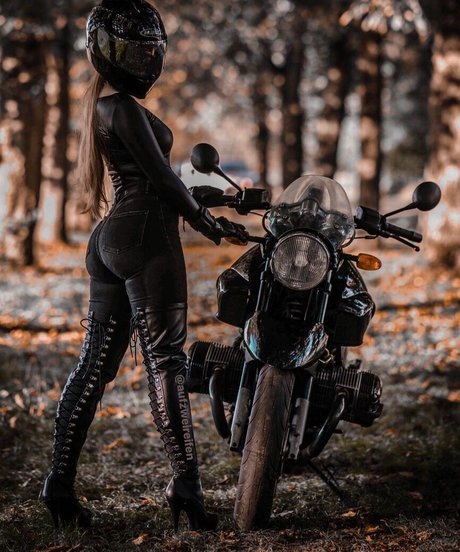 Aufzweireifen onlyfans nudes