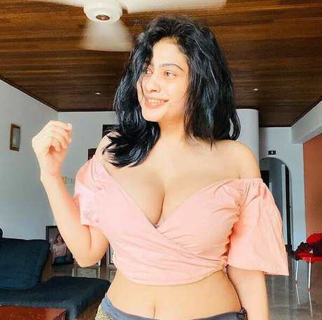 Piumi nudes onlyfans