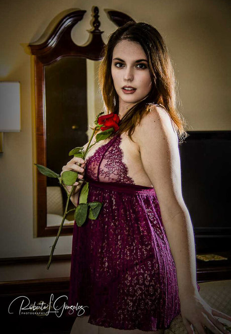 Amber Lee Connors nsfw onlyfans