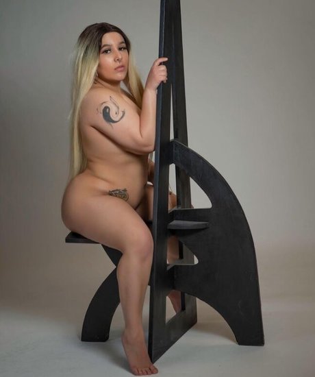 Olivia Reina onlyfans posts