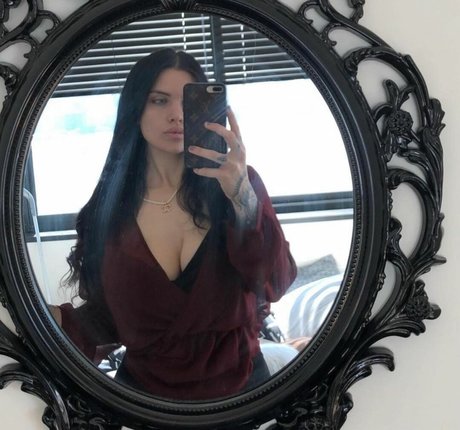 Alyssa Tognetti only fans pics