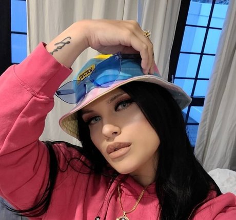 Alyssa Tognetti naked onlyfans