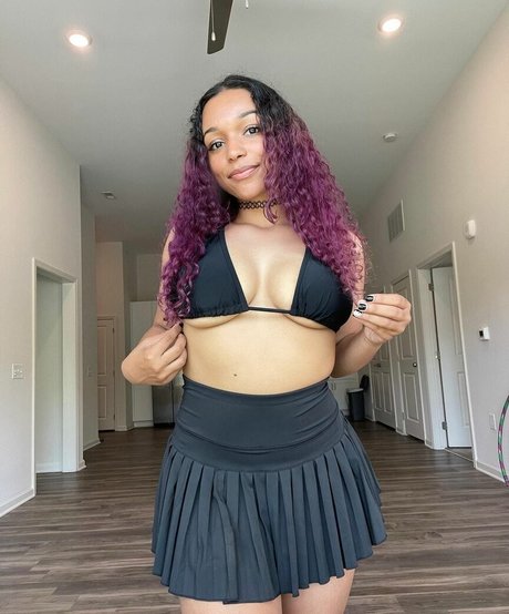 pixielovve onlyfans images