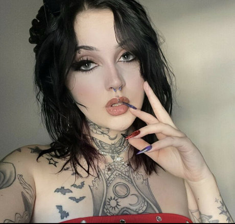 HorrorHaily naked onlyfans leaks