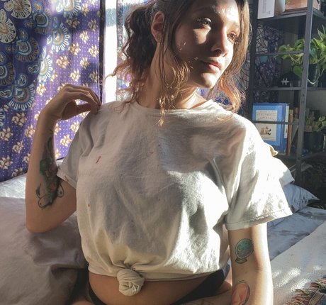 Rainbow Nymph onlyfans leak