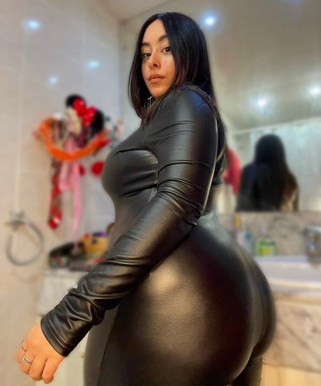 Cristhilove onlyfans explicit content