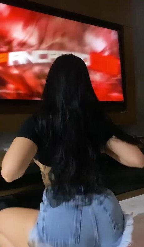 Carlafreitasr onlyfans posts