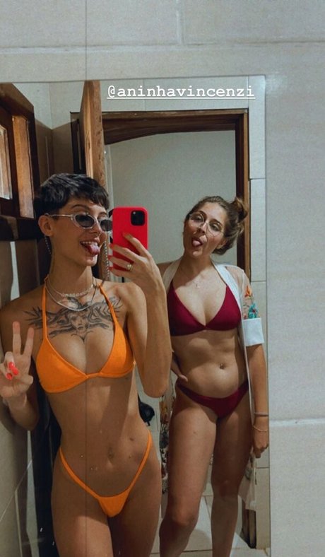 Livianmenegalii onlyfans striptease